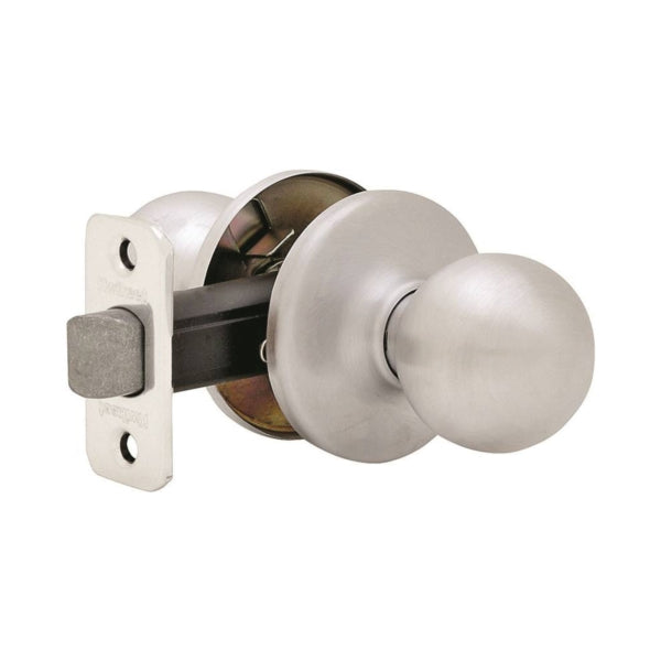 Kwikset Hall/Closet Knob Satin Chrome Knob Handle 1-3/8 to 1-3/4 in Thick Door 2-1/4 in Strike